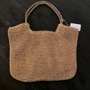 Bay sky woven bag! Never worn, tags still on it!